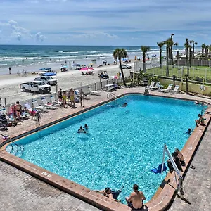  Apartment Beachfront Daytona Studio, Close To Parks!